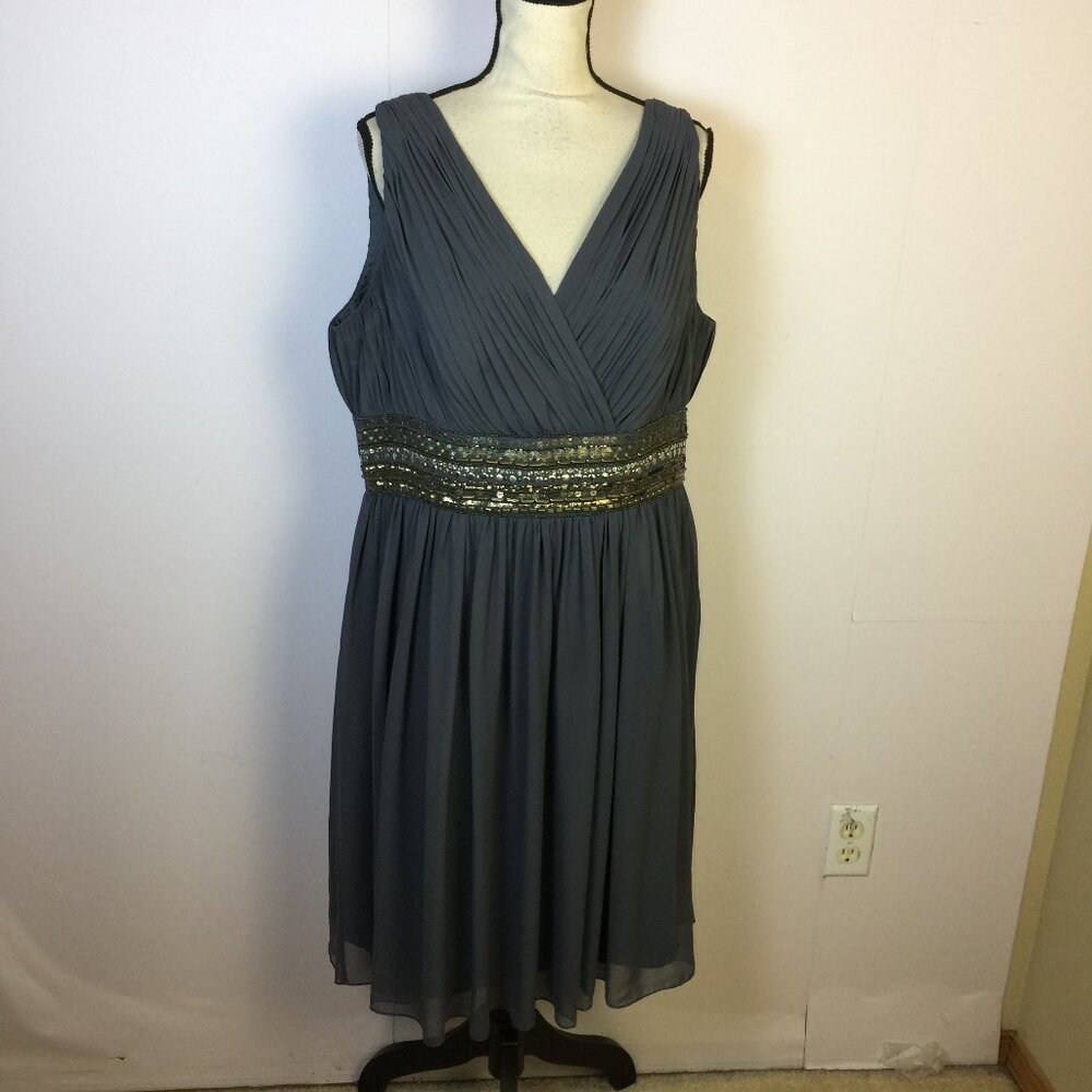 JS Boutique Cocktail Dress 14W Womans Plus Blue Chiffon V-neck Sleeveless Beaded